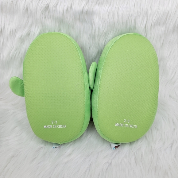 Squishmallows Maritza the cactus plush slippers. - Picture 4 of 5